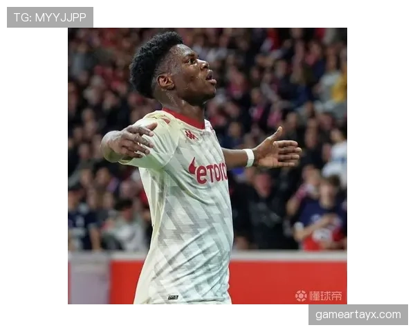 楚阿梅尼闪耀绿茵场，迎来职业生涯高光时刻