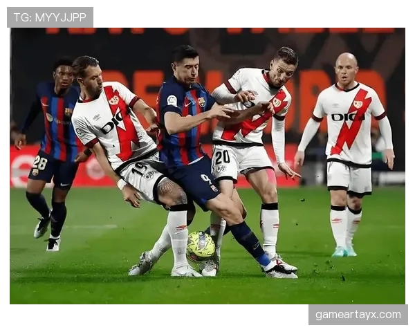 乌拉圭队边路突破显默契，状态回暖迎胜利