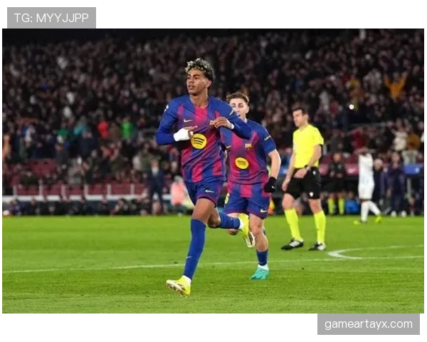 内马尔精彩进球助球队问鼎欧冠,决赛传奇时刻闪耀全场 内马尔精彩进球助球队问鼎欧冠,决赛传奇时刻闪耀全场